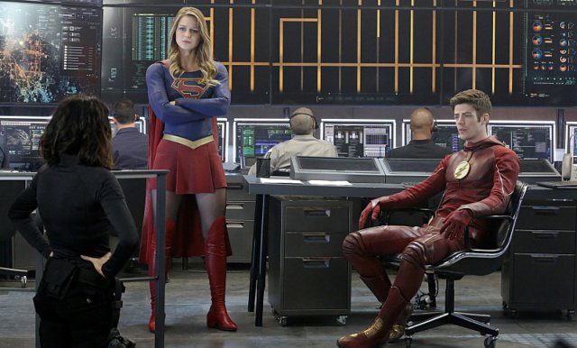 flash supergirl crossover