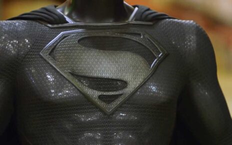 Snyder Cut - Superman costume nero