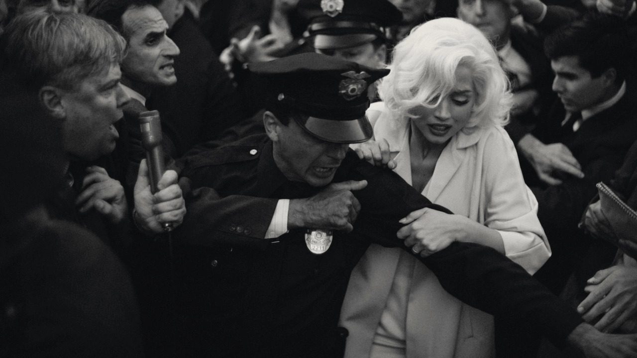 Venezia 79: Ana de Armas nel trailer ufficiale di Blonde