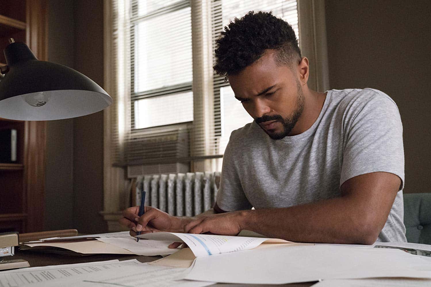 Eka Darville nel cast di Kingdom of the Planet of the Apes